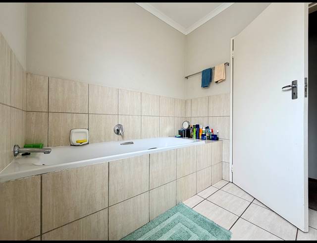 2 bed property for sale in TERENURE